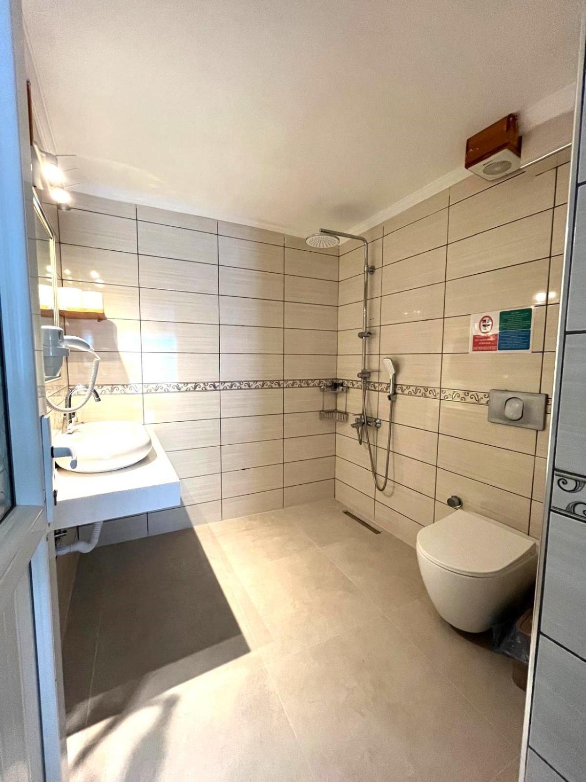 Nest Gunay Otel Kaş Ngoại thất bức ảnh