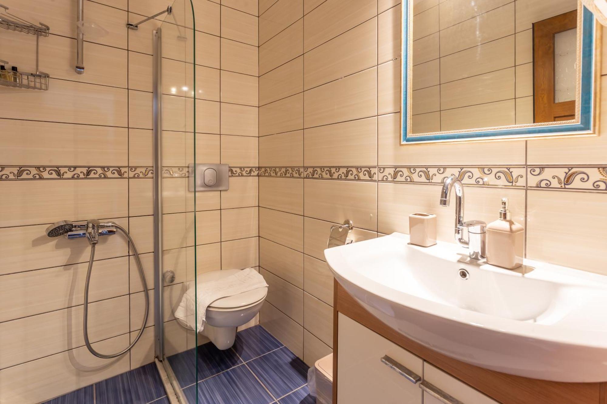 Nest Gunay Otel Kaş Ngoại thất bức ảnh